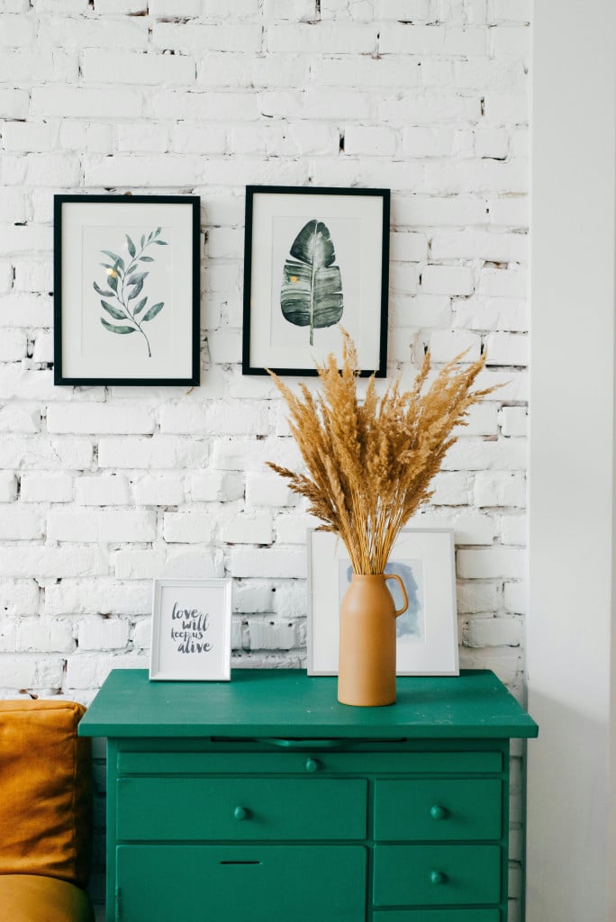 Decluttered table