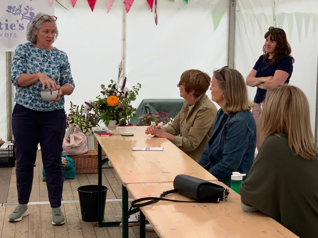 Floristry workshop creative events for adults